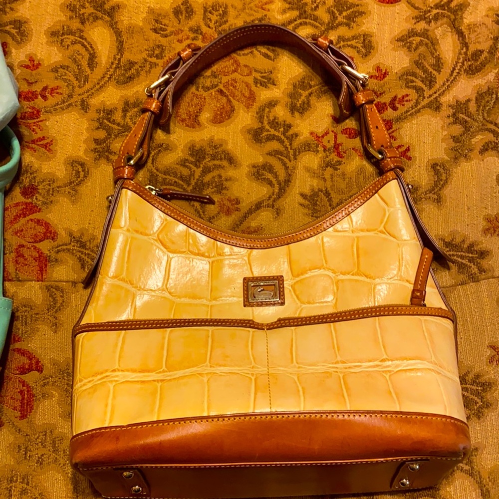 Dooney and Bourke purse
